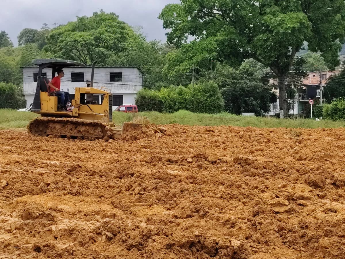 Alquiler de Maquinaria Amarilla